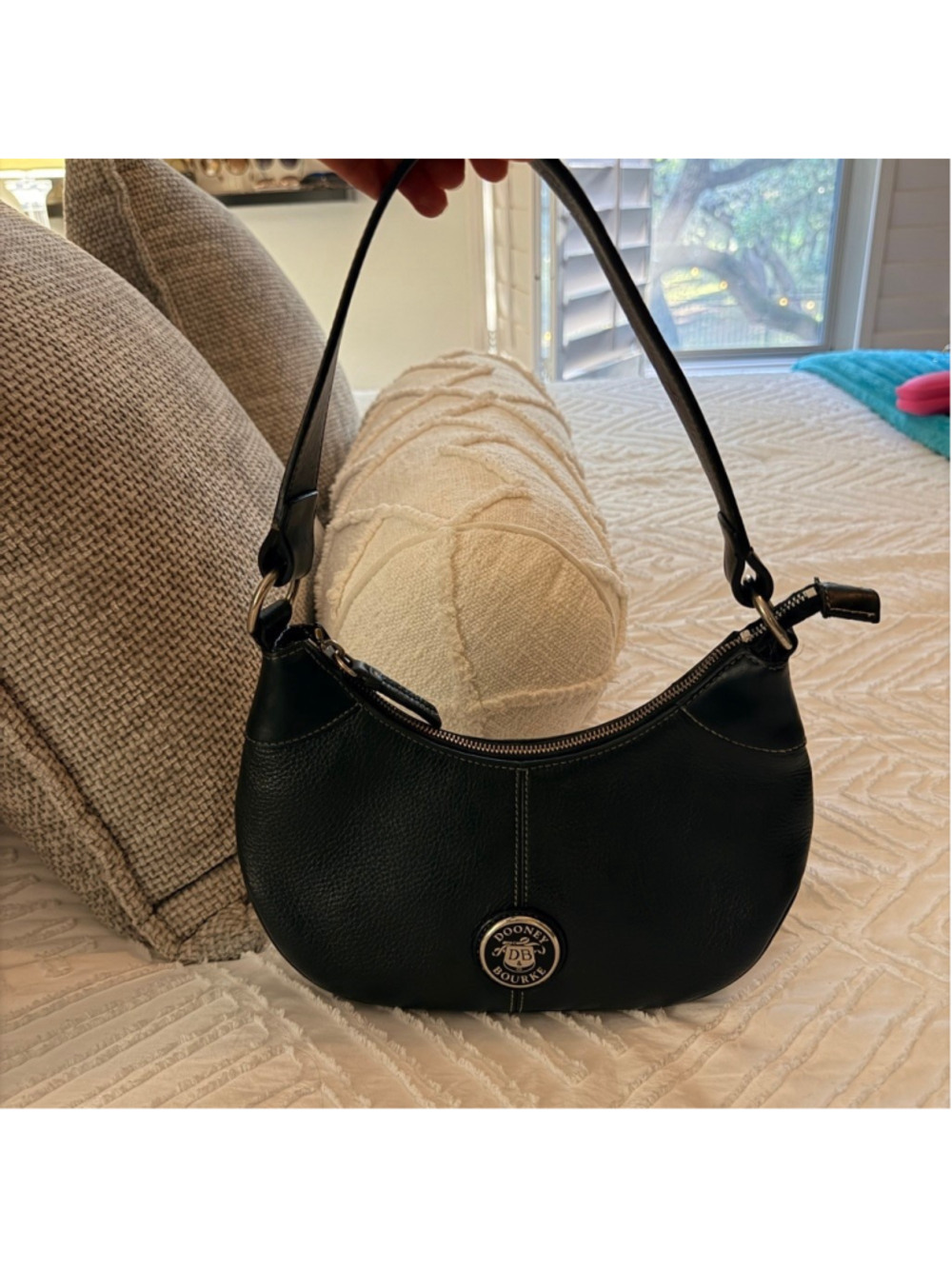 Dooney & Bourke Black Pebbled Leather Shoulder Bag Hobo Zip Top Small - Picture 14 of 16
